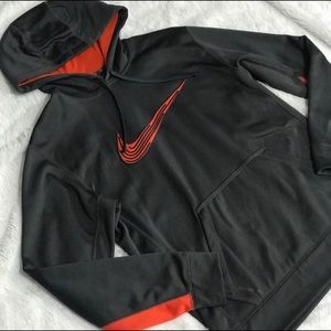Nike Therma-Fit hoodie